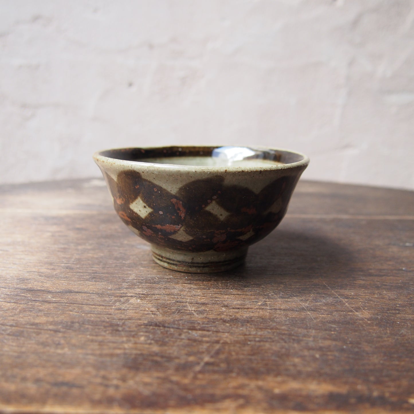 45-2 鉄絵並白釉飯碗（鉄絵並白釉） | 加藤舞