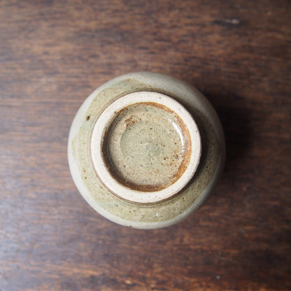 47 茶海（鉄絵並白釉） | 加藤舞