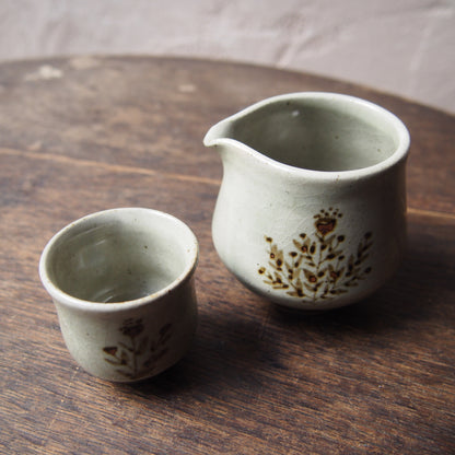 47 茶海（鉄絵並白釉） | 加藤舞