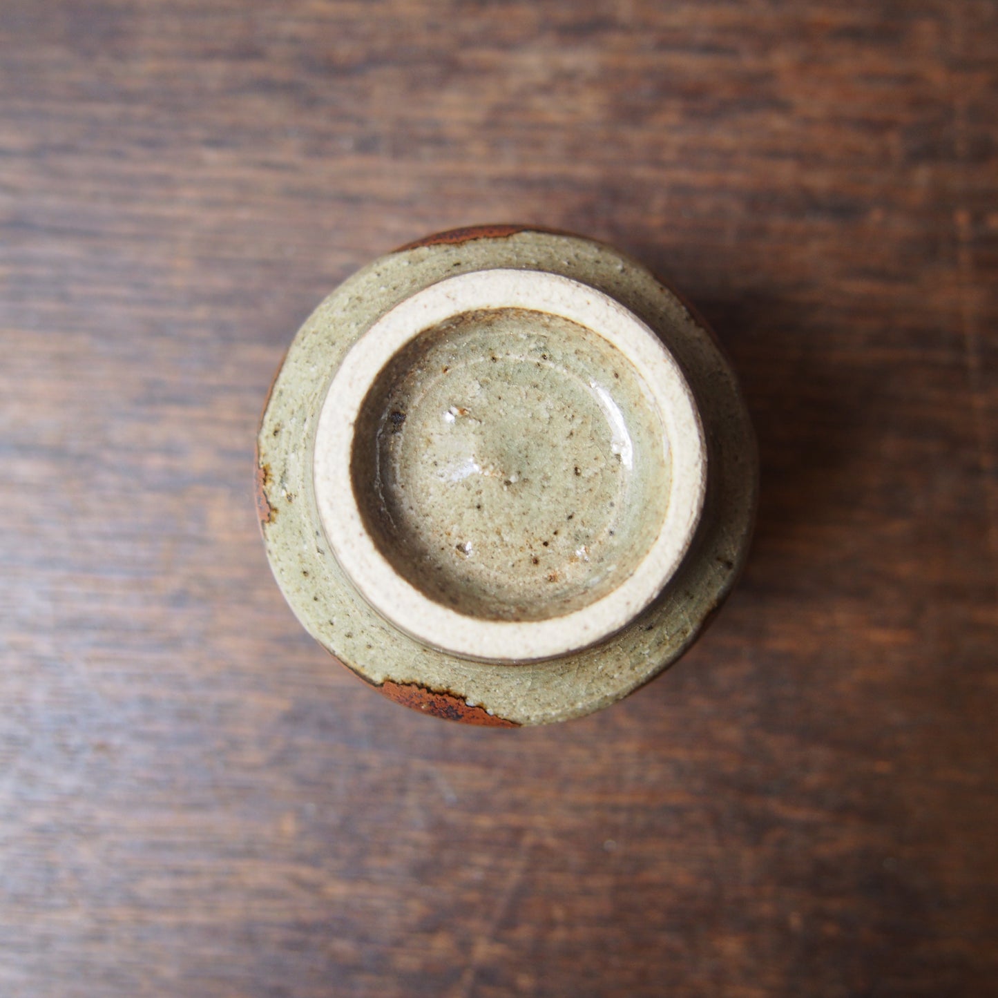 48-2 茶杯（鉄絵並白釉） | 加藤舞