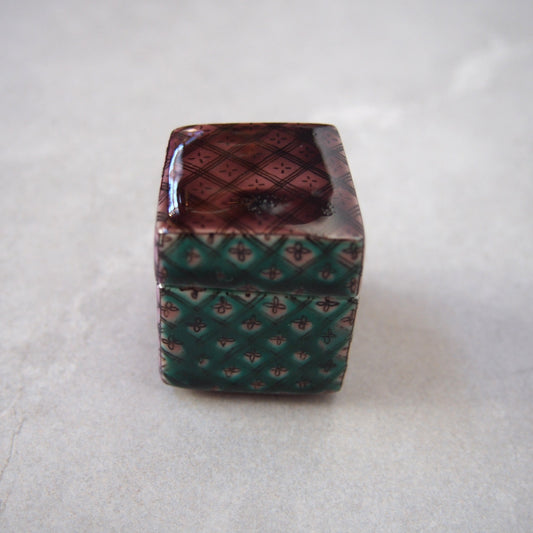 38　キューブ 陶小箱3 | ふくちあやこ