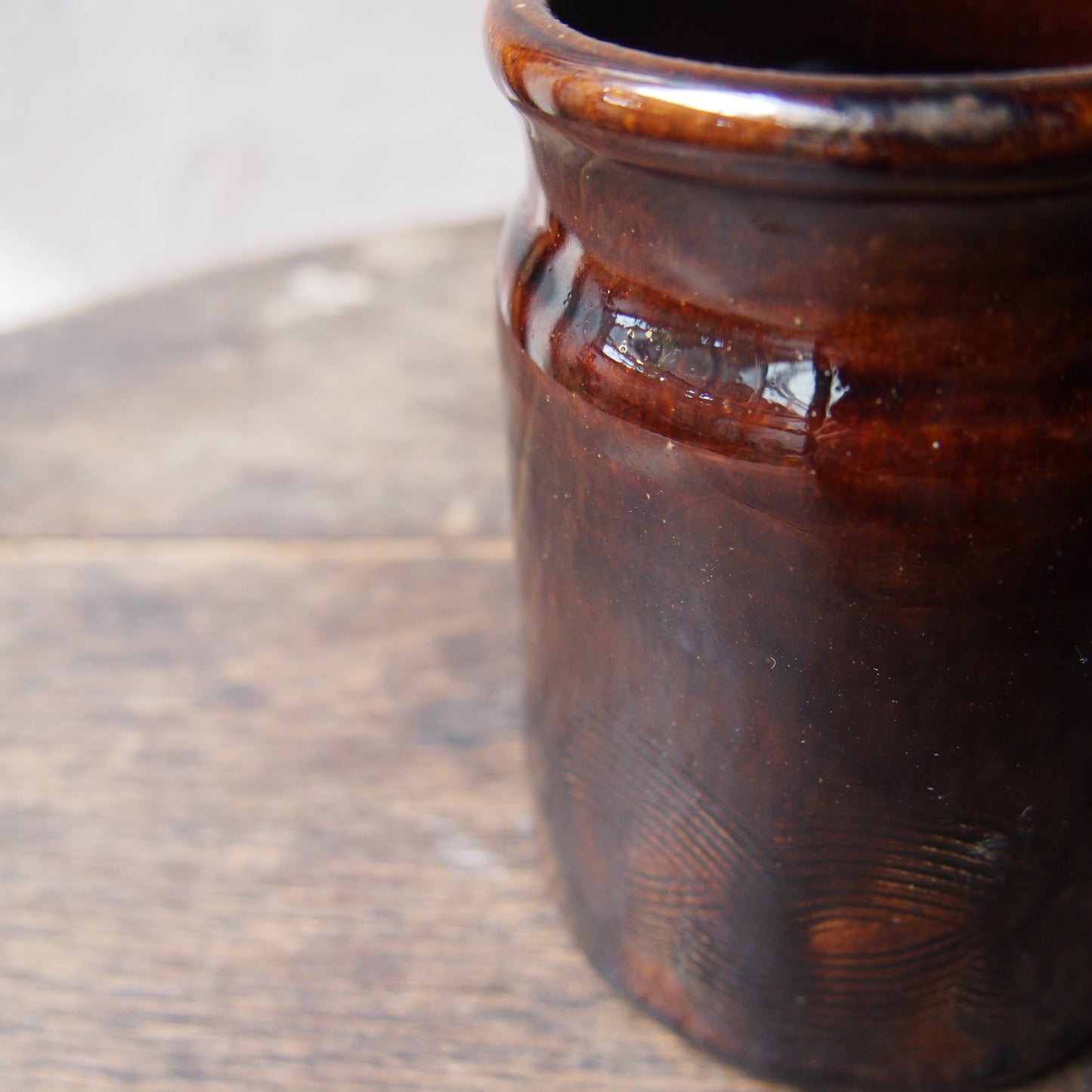 51 カトラリースタンドL（櫛目飴釉） | 加藤舞