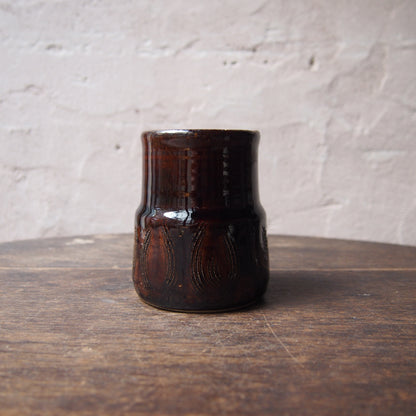 54 カトラリースタンドM（櫛目飴釉） | 加藤舞