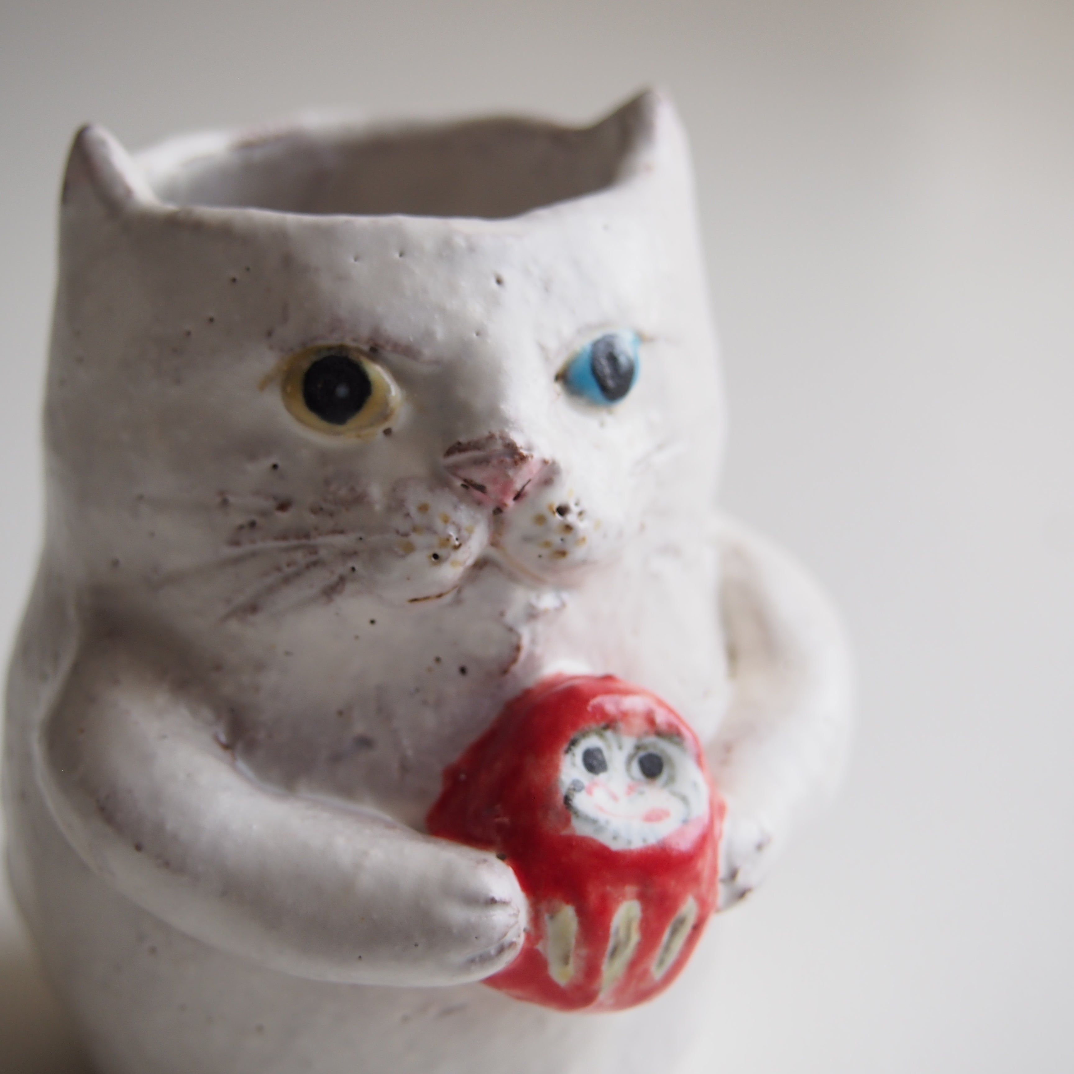 松浦 唱子】2 ねこ花入れ（中）縁起物 | 益子のギャラリー もえぎ – moegi