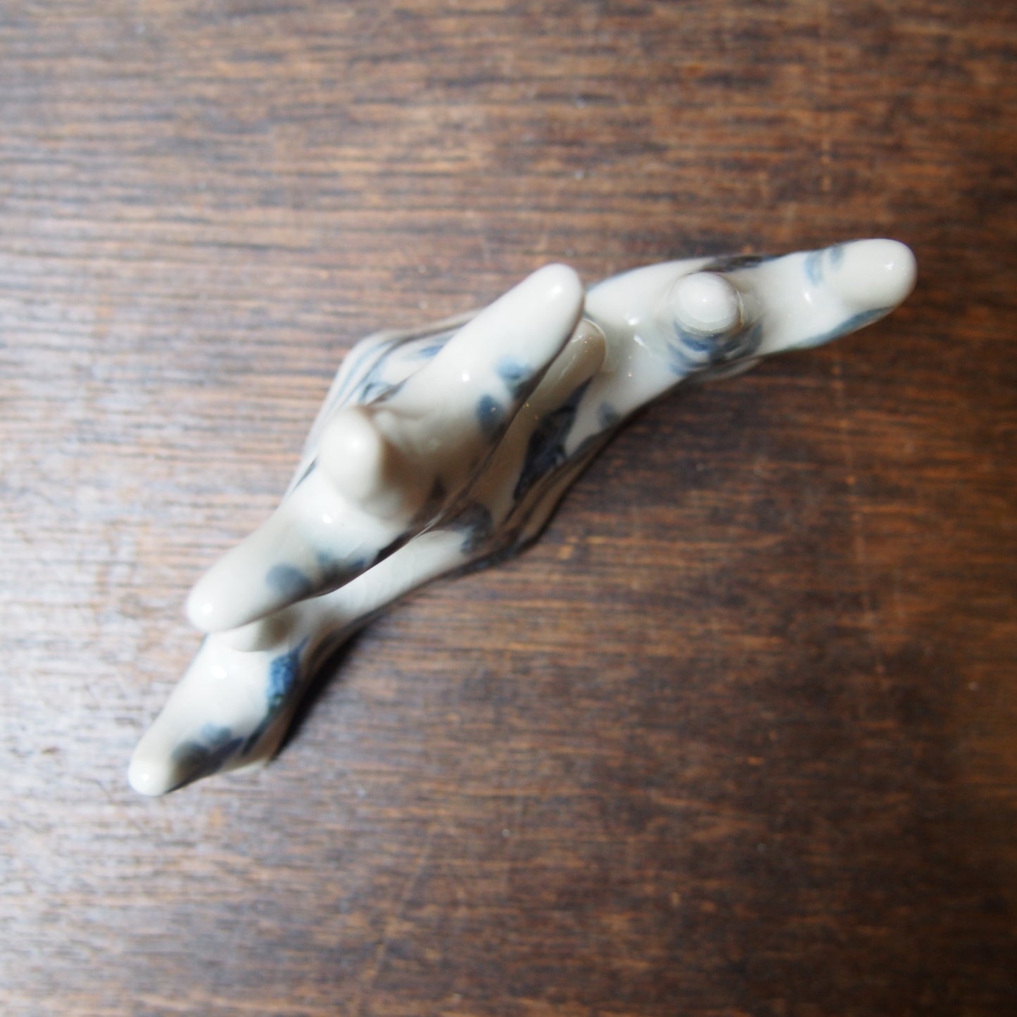 62 筆架（磁器染付） | 加藤舞