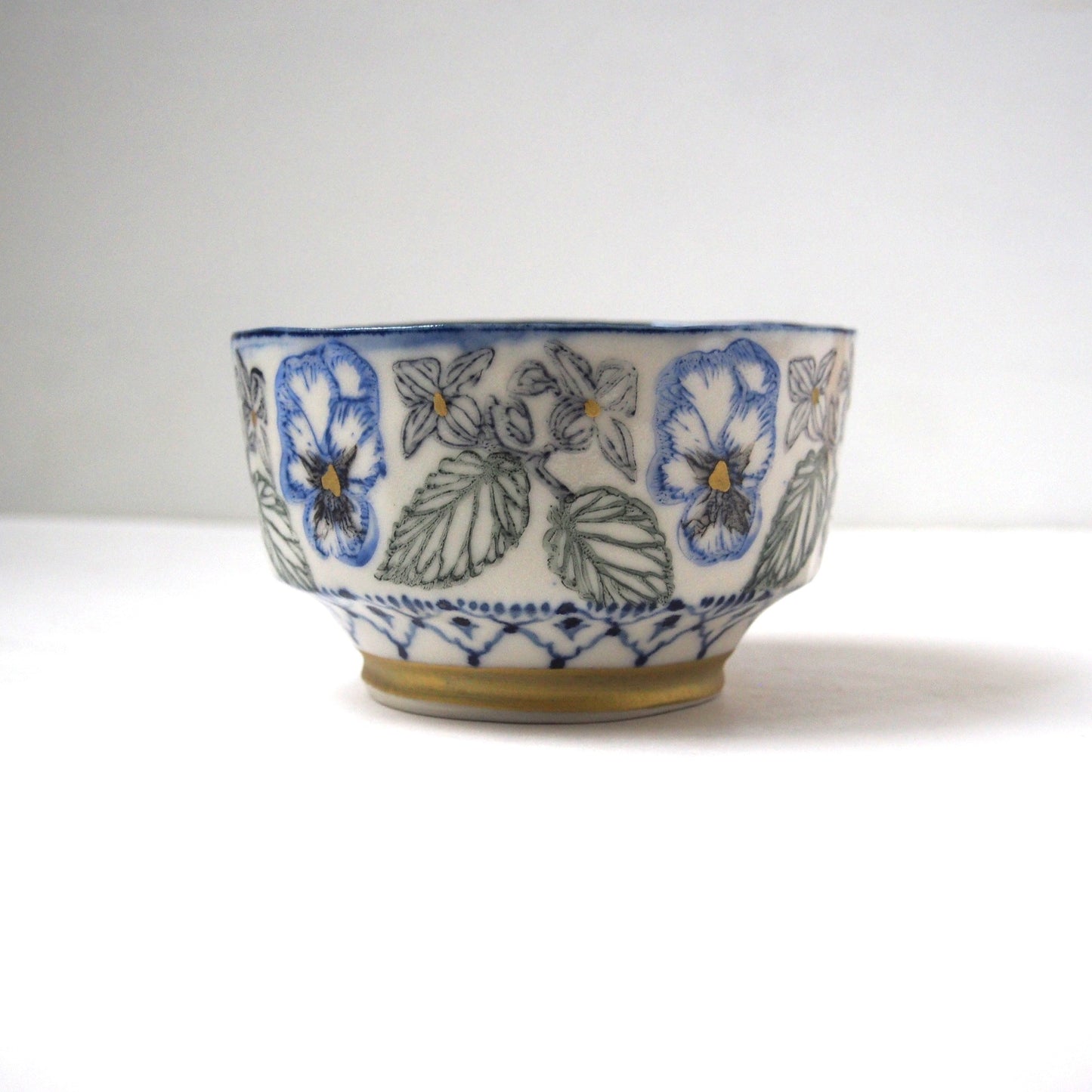 1　中鉢 | つちやまり