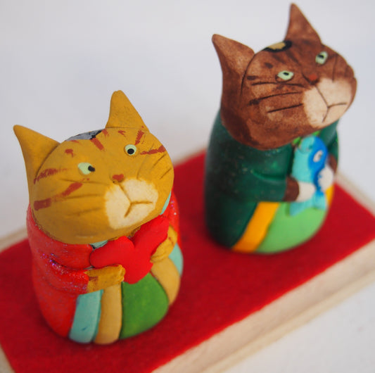 1-6　おひなさま 台付 | 半澤淳子