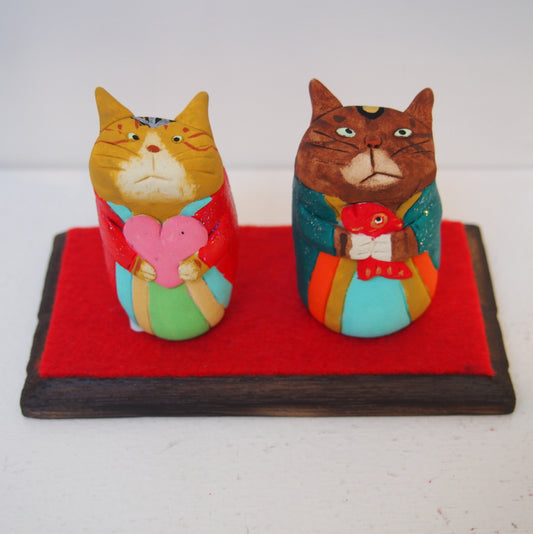 1-1　おひなさま 台付 | 半澤淳子