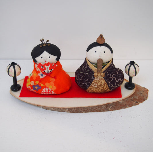 1　座り雛（ぼんぼり付き） | tomomo