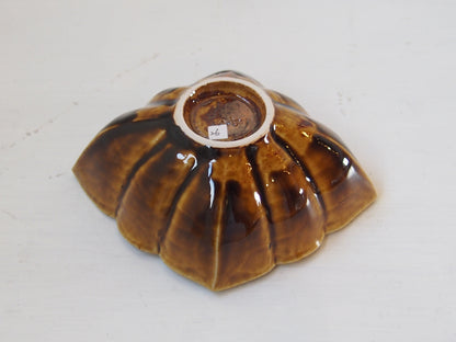 飴釉菱形鉢　小