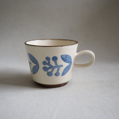 26　ｺｰﾋｰｶｯﾌﾟ実青 | かとうようこ