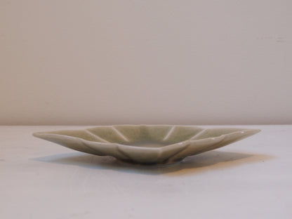 灰釉菱形皿　小