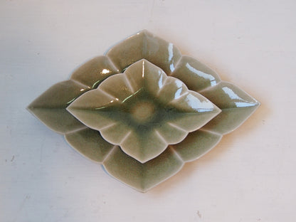 灰釉菱形皿　小