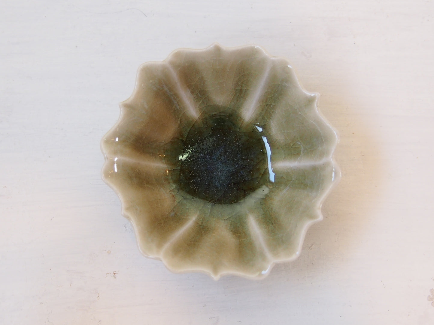 灰釉珍味入