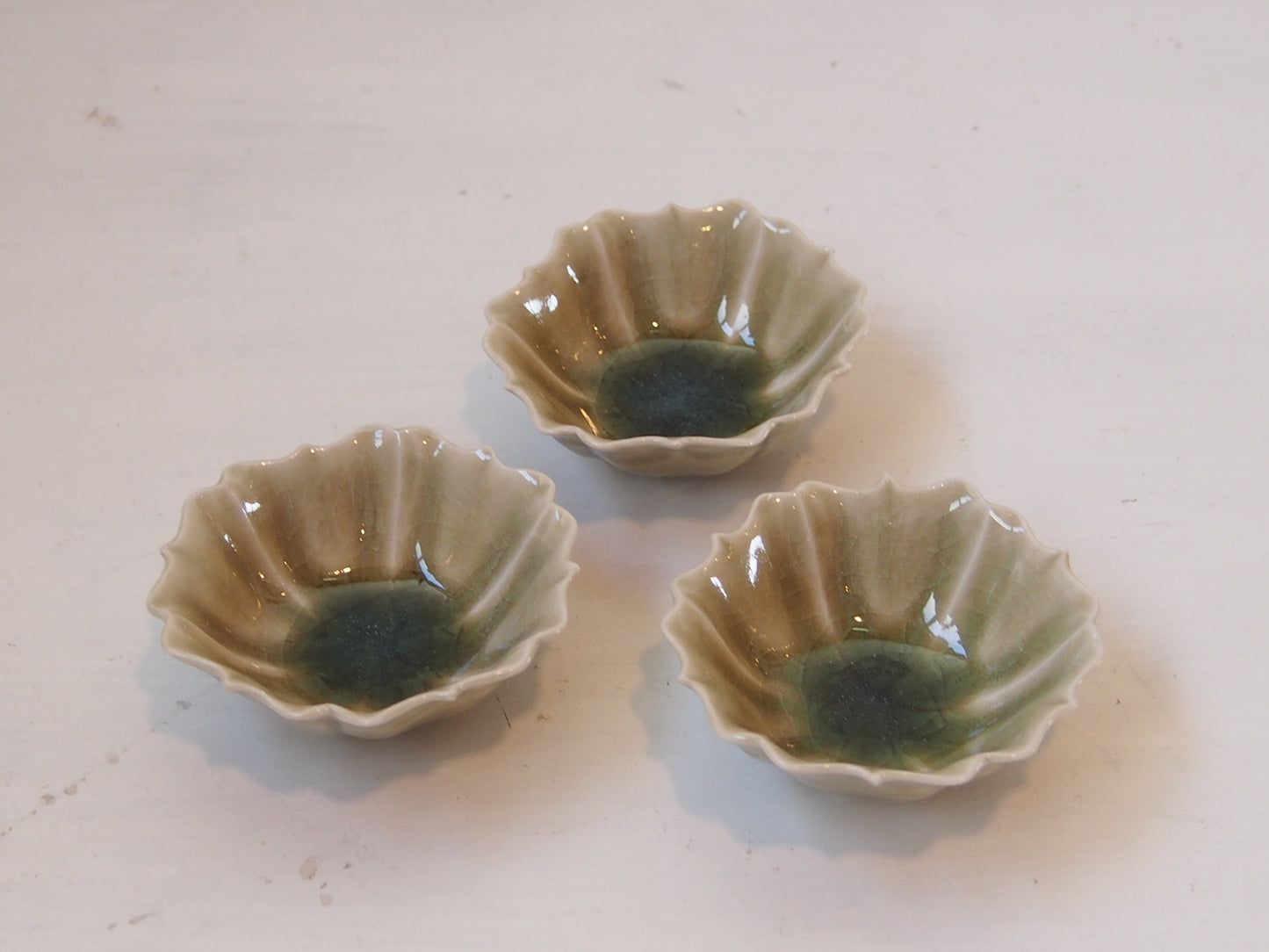 灰釉珍味入
