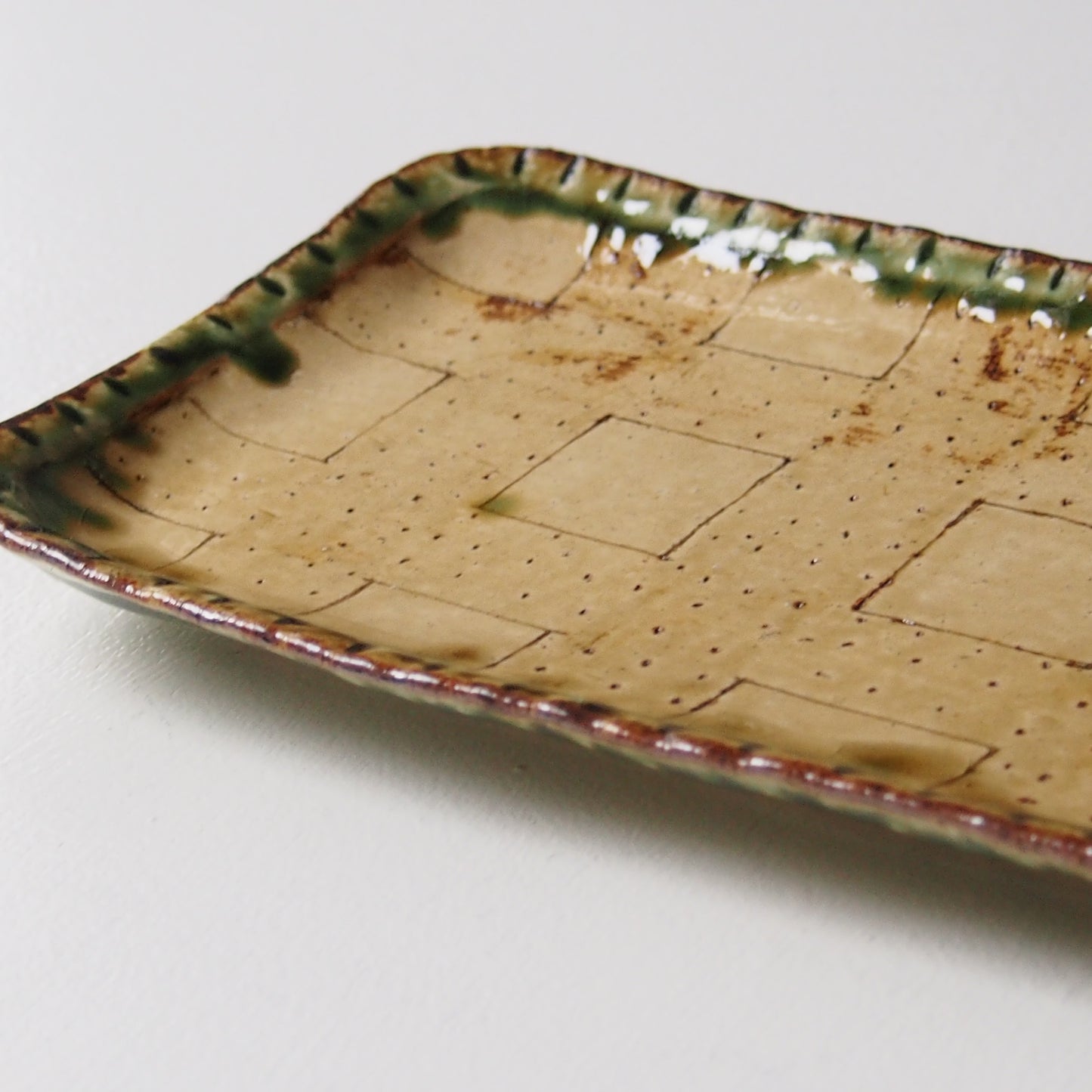 23　織部フチ有長皿 | 滝沢三奈子