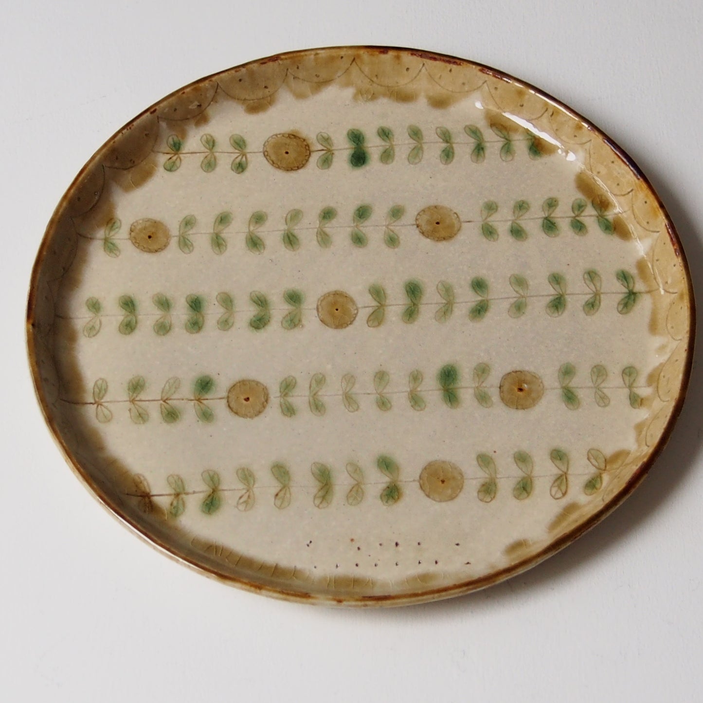 26　灰釉プレート（大） | 滝沢三奈子