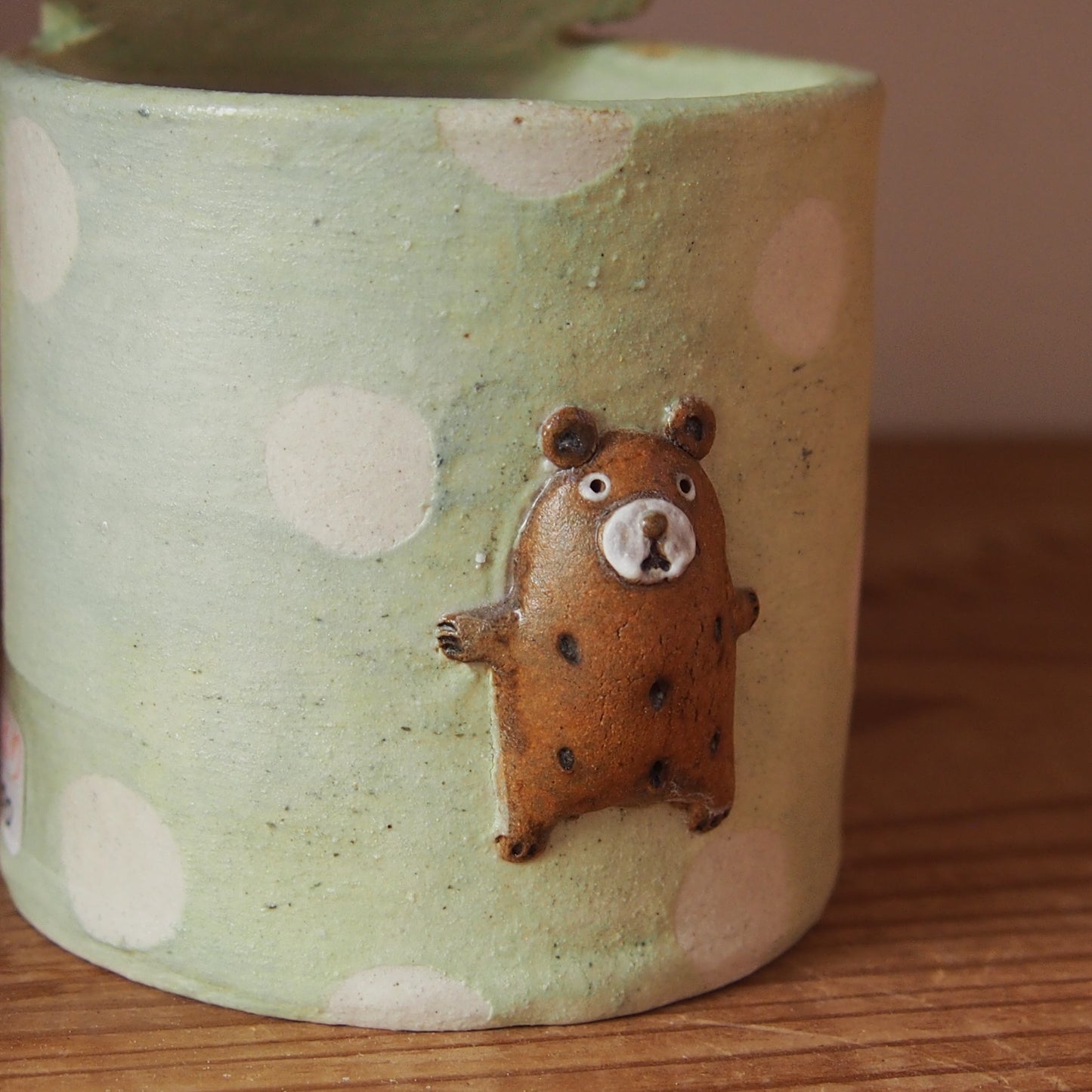 26　チェック柄くま缶(大) | 我妻なおり