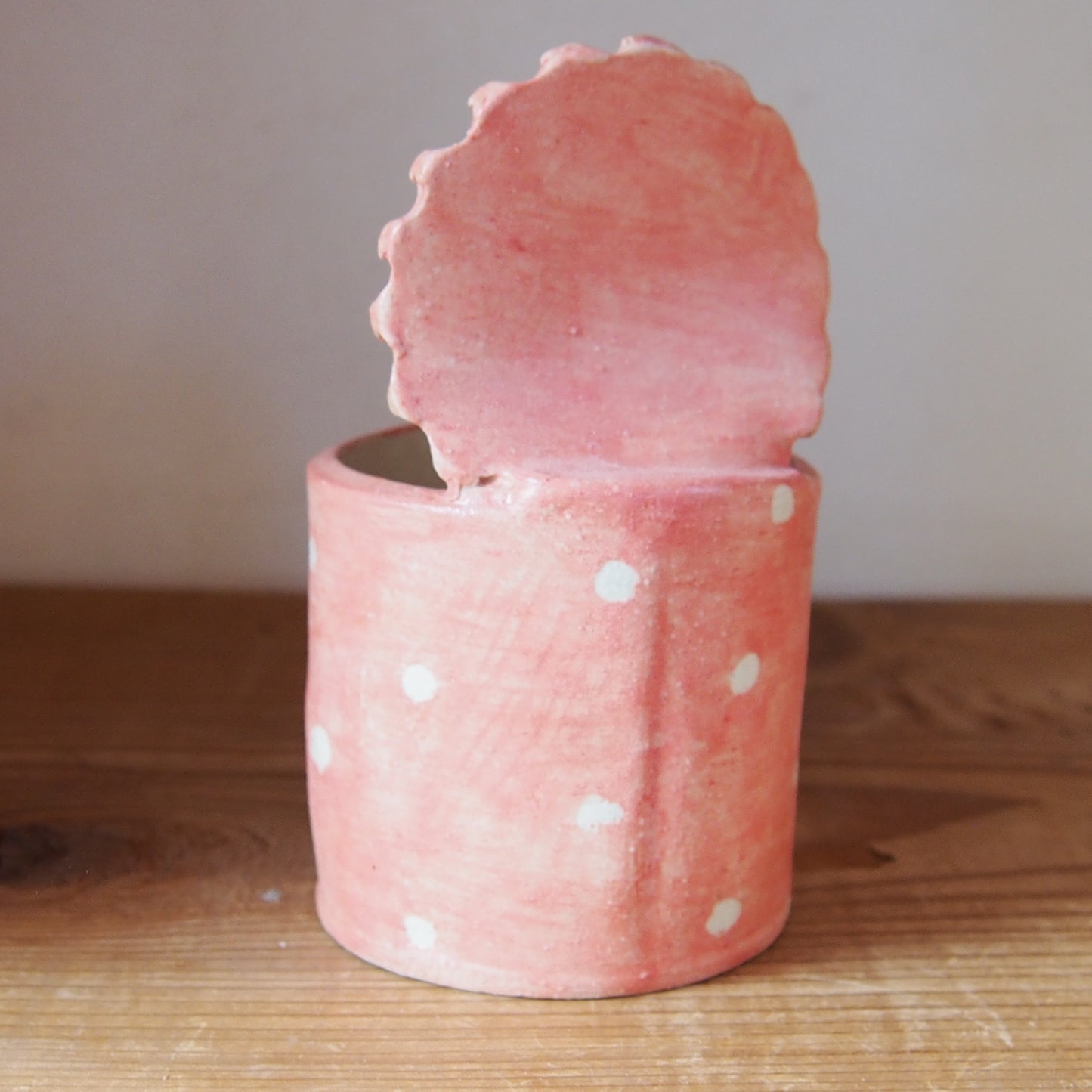 26　チェック柄くま缶(大) | 我妻なおり