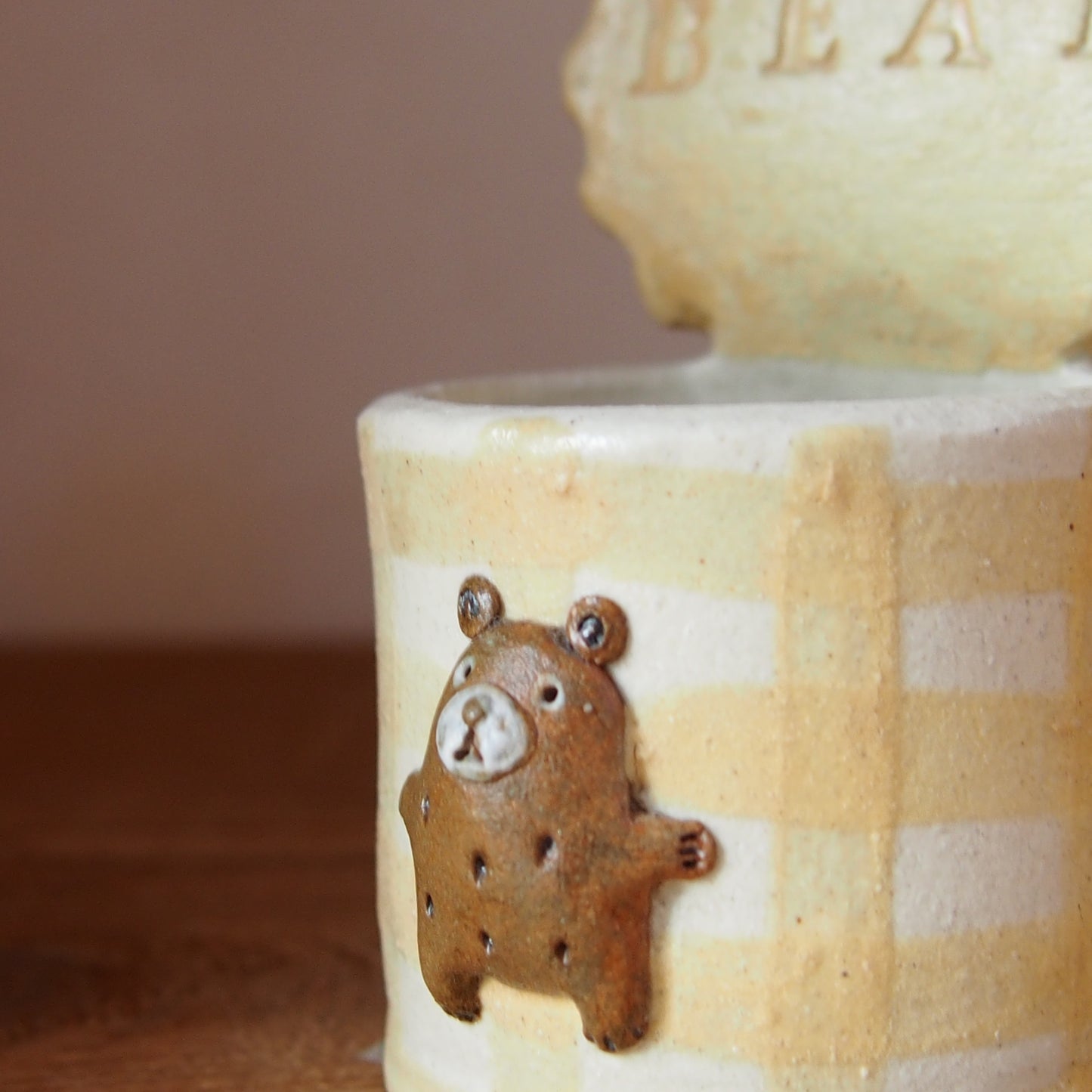 26　チェック柄くま缶(大) | 我妻なおり