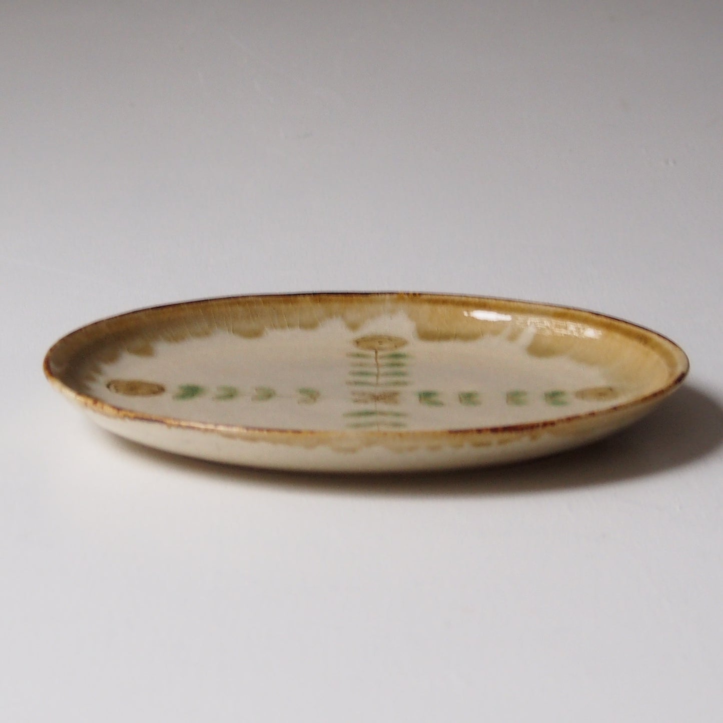 51　花の7寸皿 | 滝沢三奈子