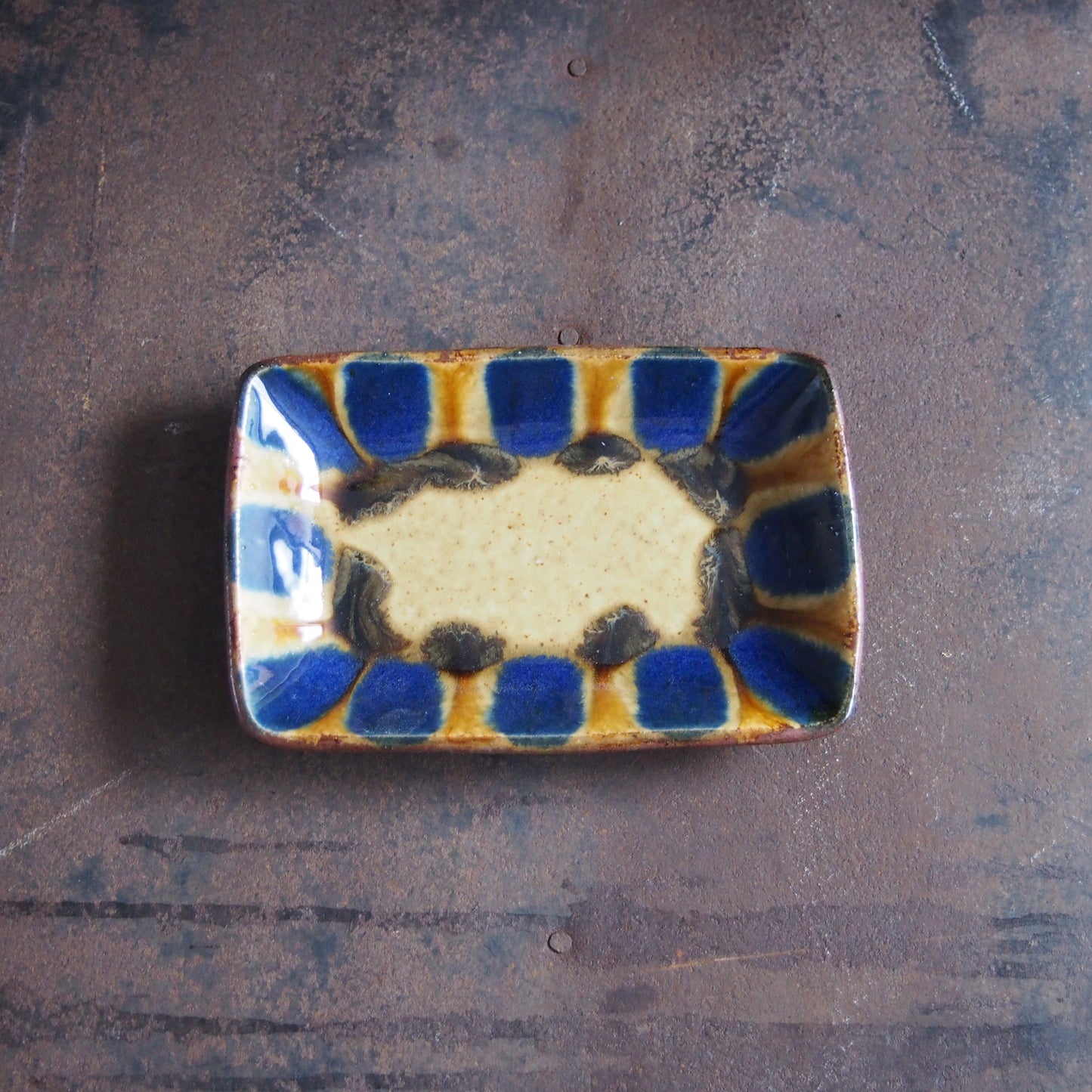 19 安南 青・飴 四角皿（小） | 遠藤 太郎