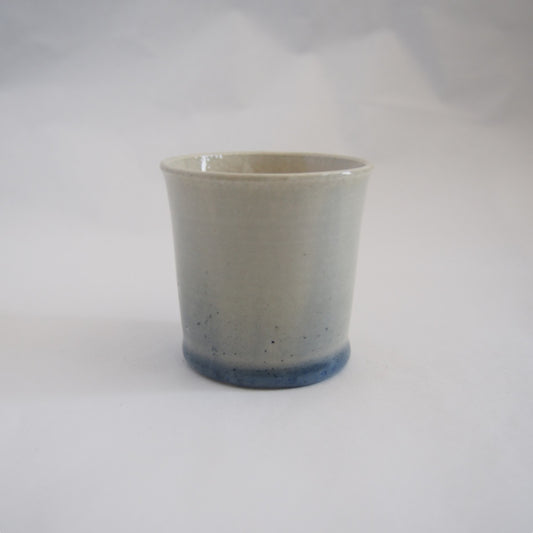 114-1　呉須猪口（細） | 阿久津雅土