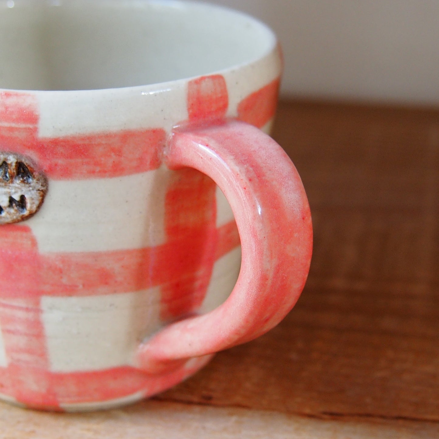 17　チェック柄くまパンマグ(小) | 我妻なおり