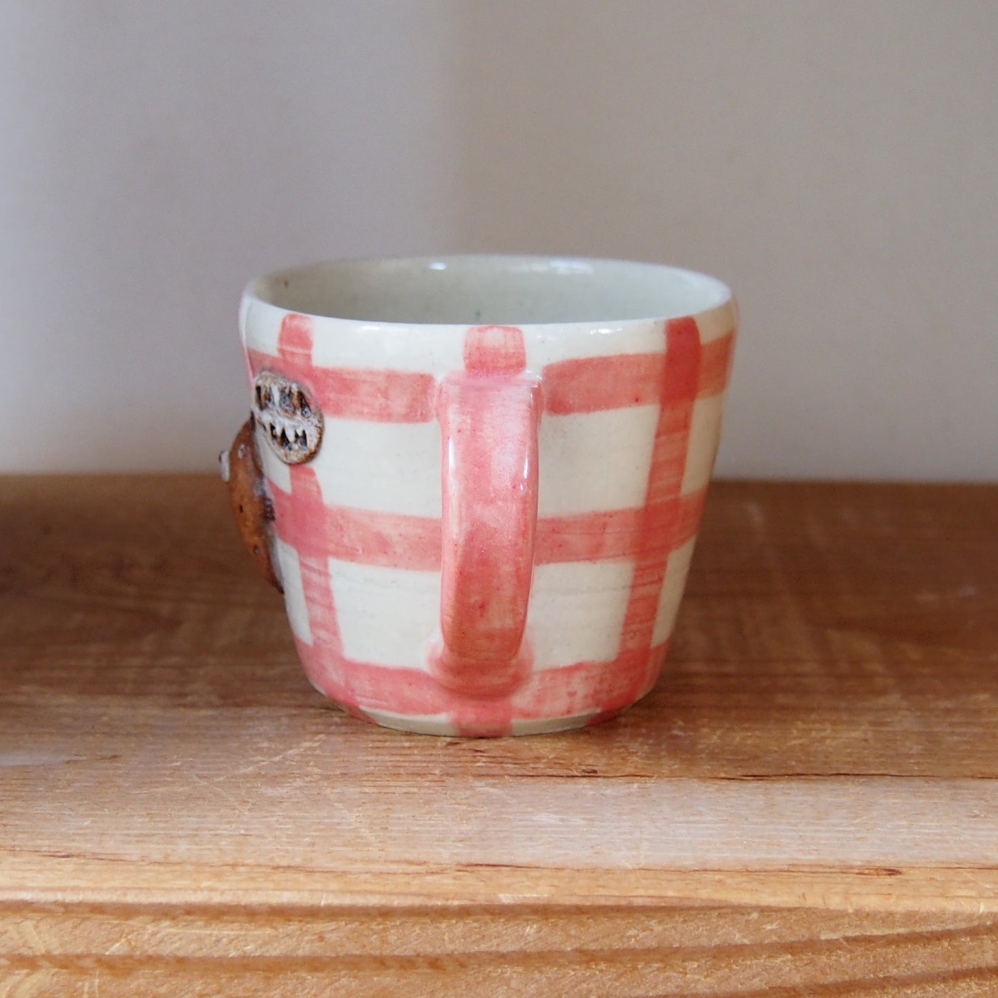 17　チェック柄くまパンマグ(小) | 我妻なおり