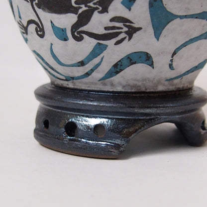 トカゲのいるplant pot