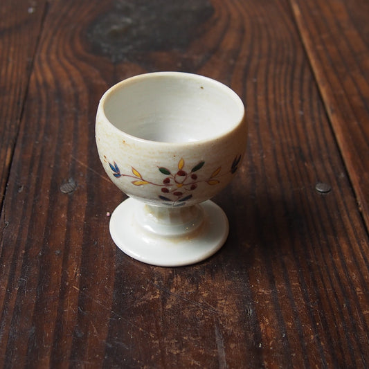 9　色絵花文足付杯 | 志村和晃