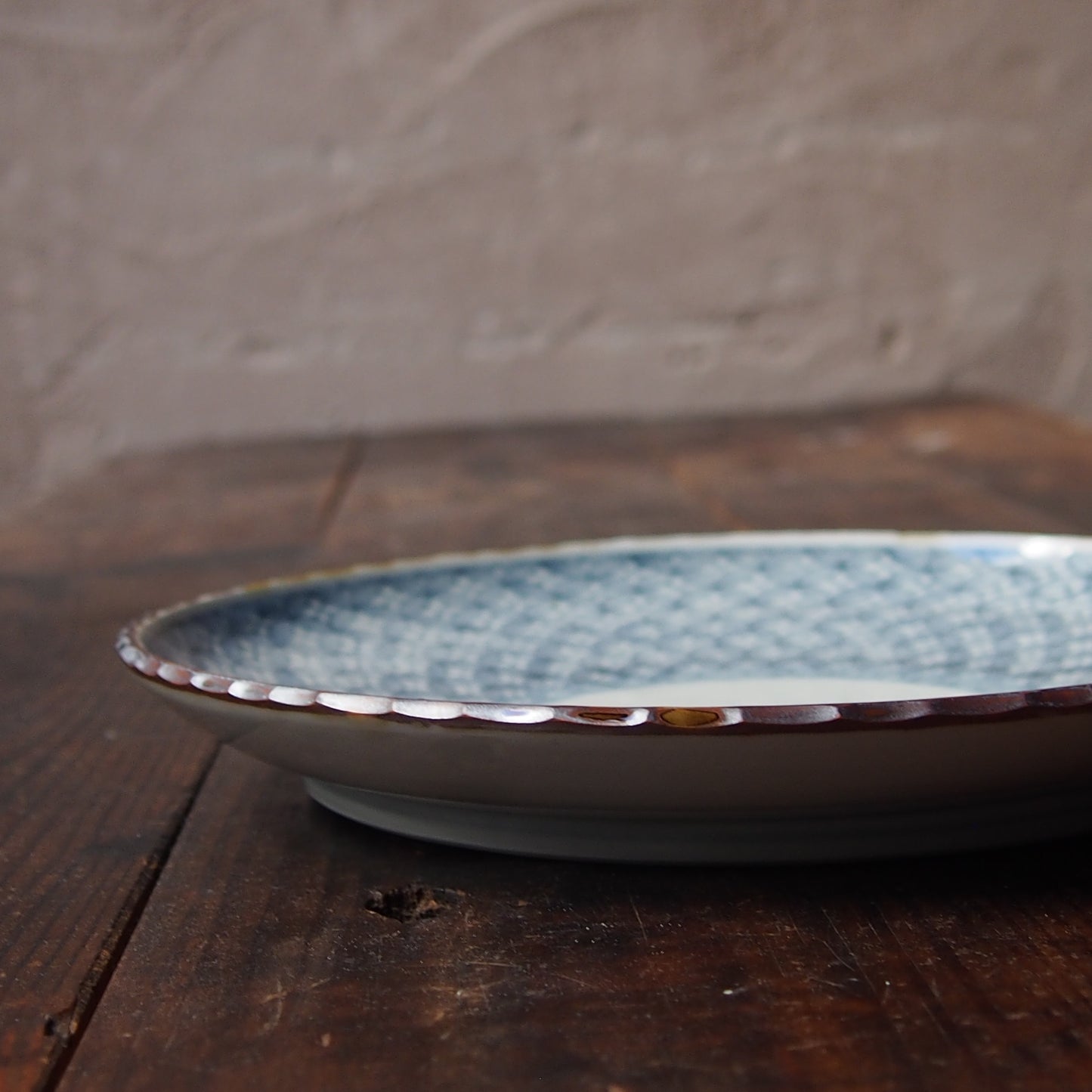 16　染付七宝つなぎ文8寸皿 | 志村和晃