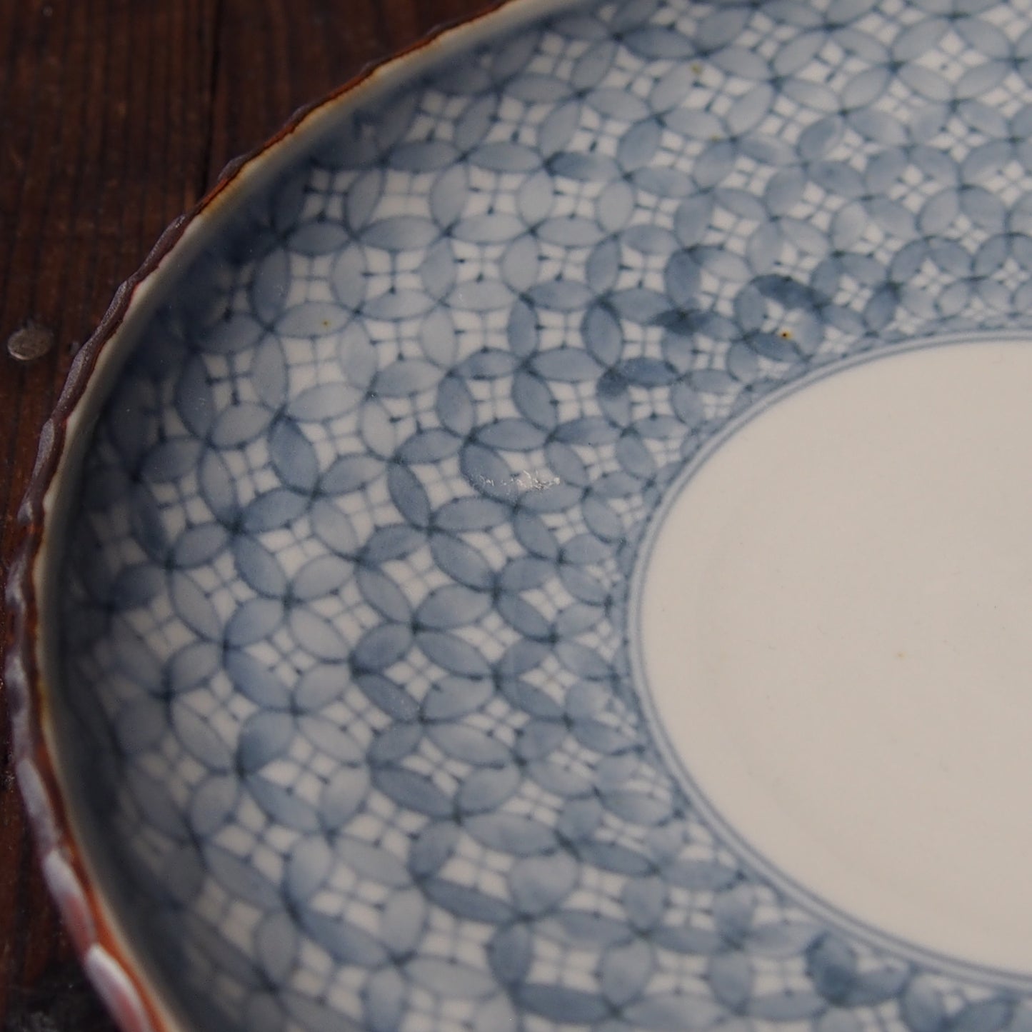 16　染付七宝つなぎ文8寸皿 | 志村和晃