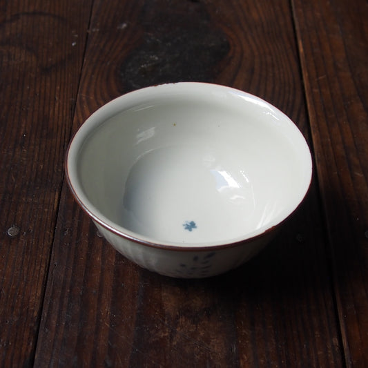 19　染付花文しのぎお茶碗　A | 志村和晃