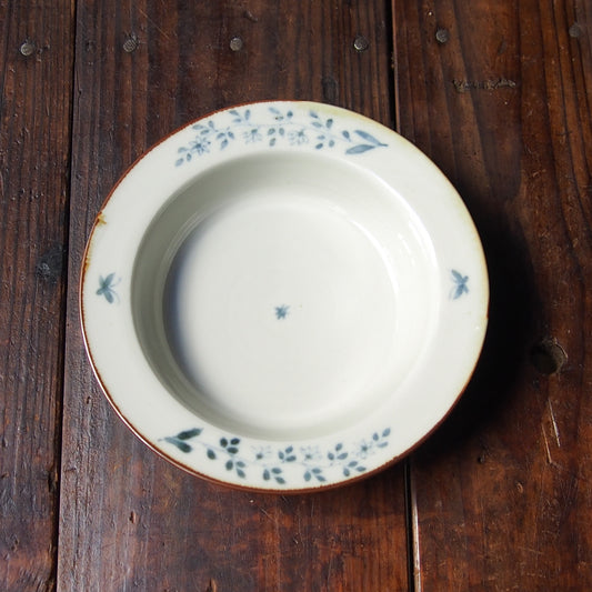 50　染付花文リム6寸鉢　B | 志村和晃