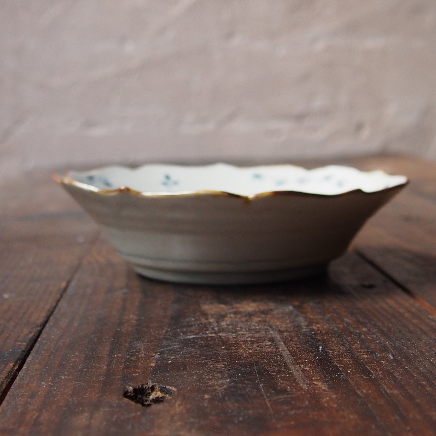 51　染付花文稜花6寸皿　A | 志村和晃