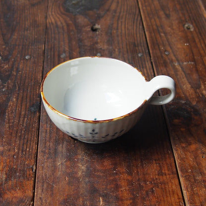 62　染付花文しのぎスープ碗　B | 志村和晃