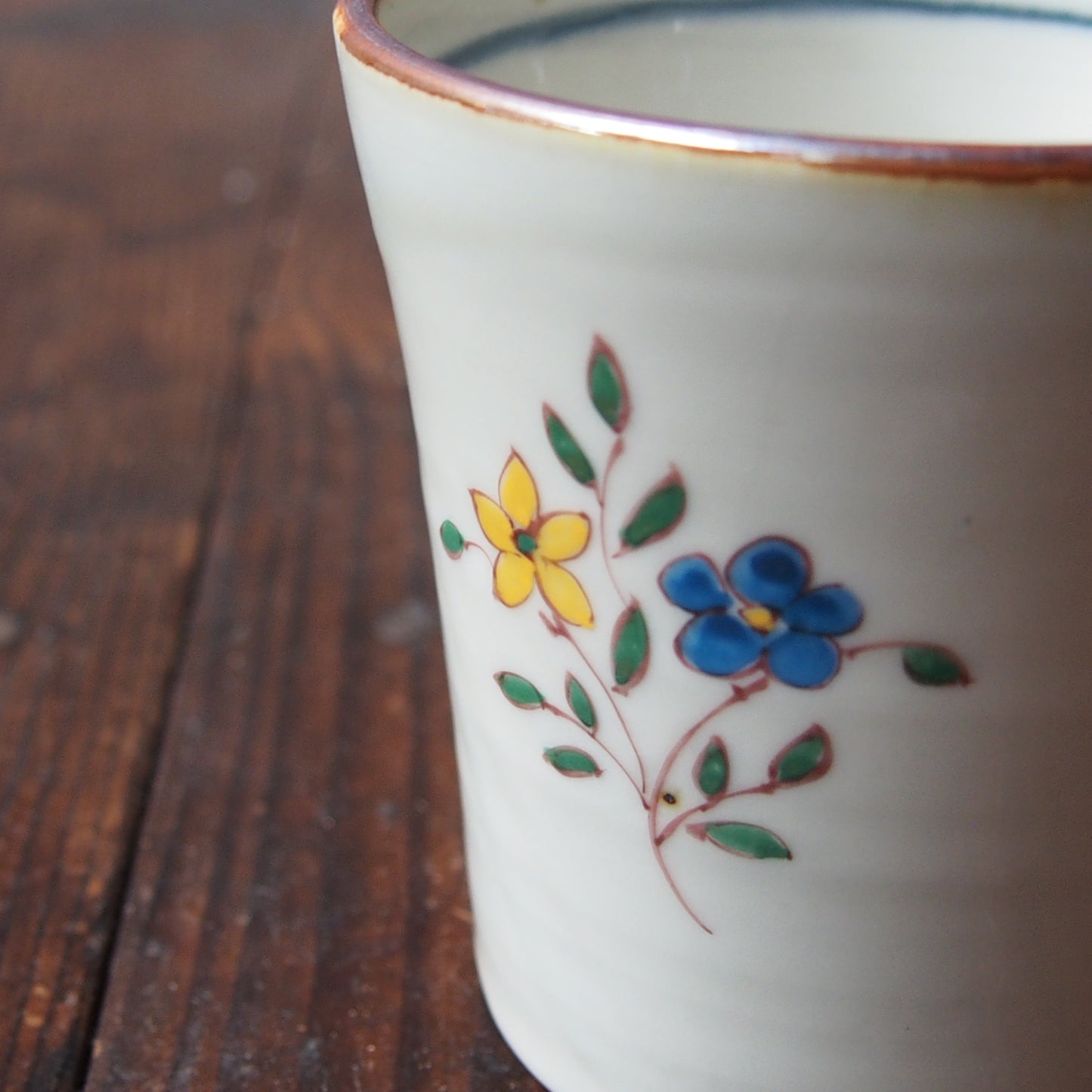 69　色絵花文マグ　大 | 志村和晃