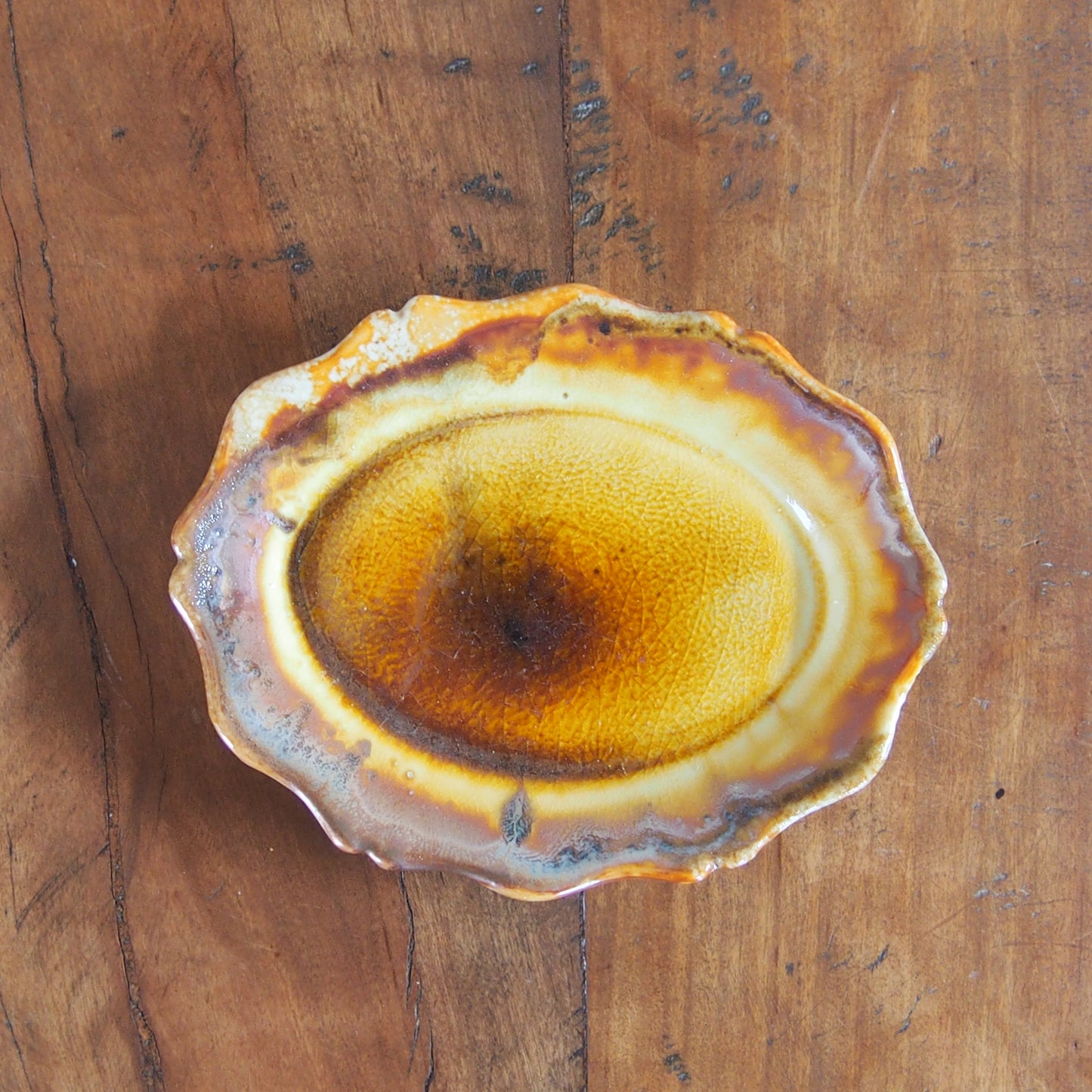 41-30 輪花オーバル小皿 | 梅本勇