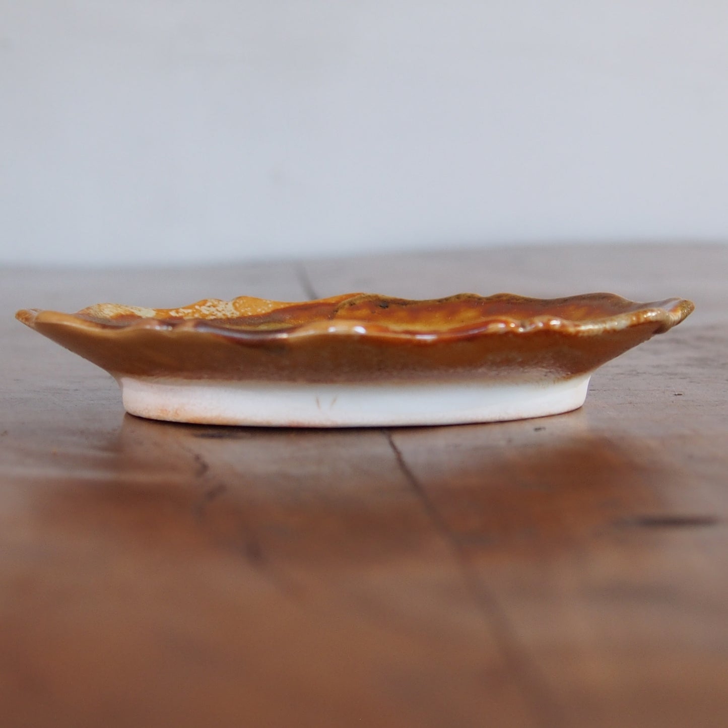 41-30 輪花オーバル小皿 | 梅本勇