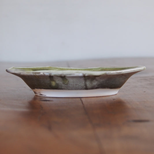 44-14 八角オーバル豆皿 | 梅本勇