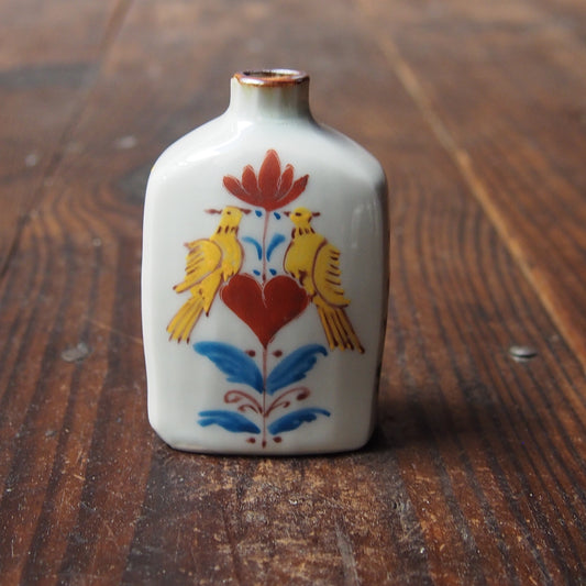 85　色絵双鳥文角小瓶　A | 志村和晃