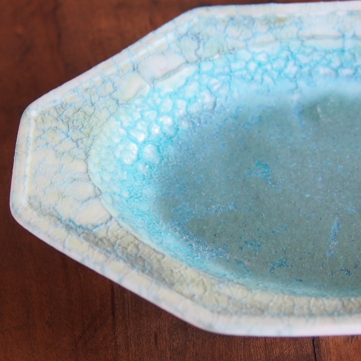 44-16 八角オーバル豆皿 | 梅本勇