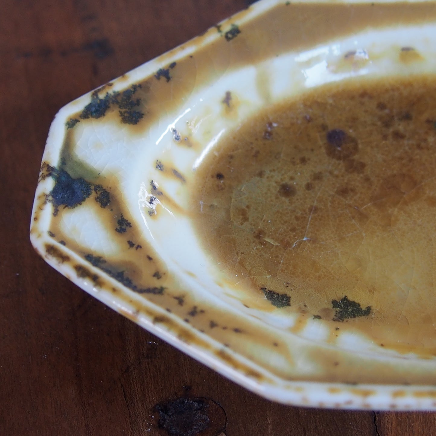 44-17 八角オーバル豆皿 | 梅本勇