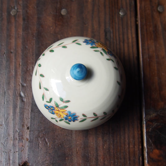 90　色絵花文蓋物 | 志村和晃