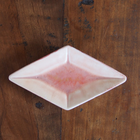 40-16 菱形豆皿 | 梅本勇