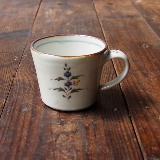 101　色絵花文マグ | 志村和晃