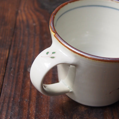 101　色絵花文マグ | 志村和晃