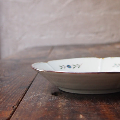 103　色絵ばら文輪花６寸皿　B | 志村和晃