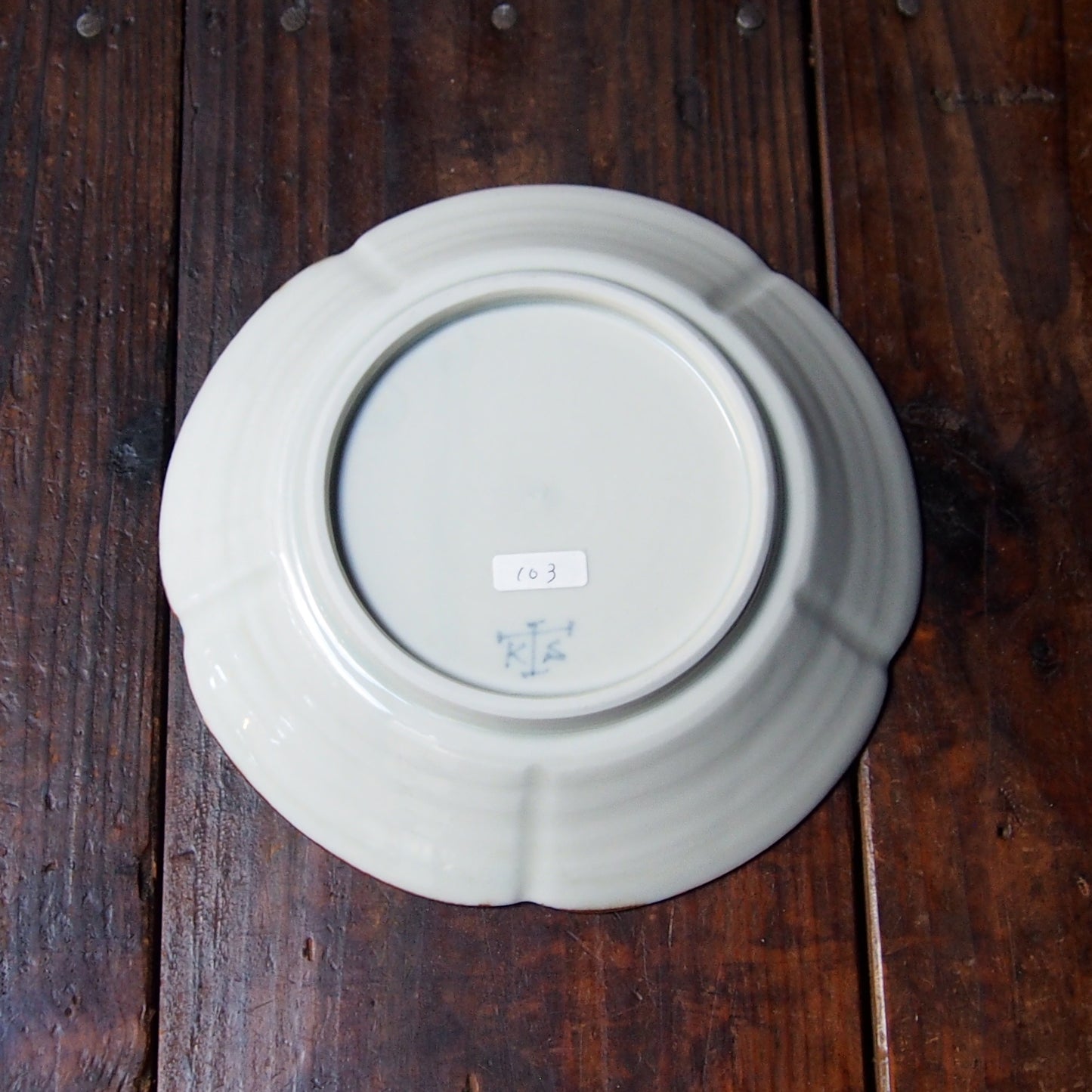 103　色絵ばら文輪花６寸皿　B | 志村和晃